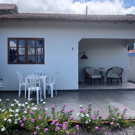 Casinha De Praia Na Fazenda Da Armacao Governador Celso Ramos Exteriér fotografie